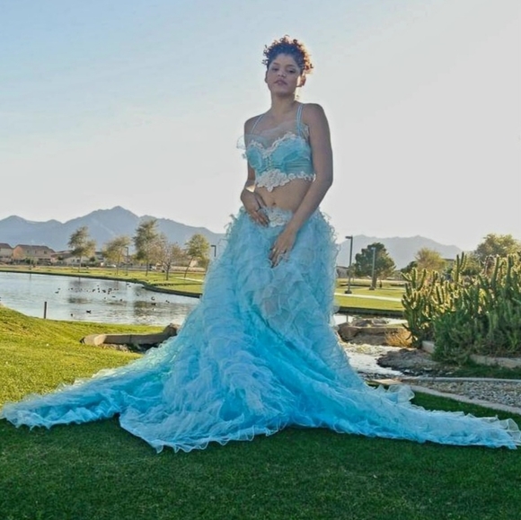 "MARINA" Ocean Blue & White Boho Wedding Ballgown Set - Picture 4 of 15